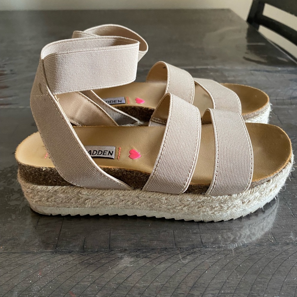 Little girl Steve Madden sandals